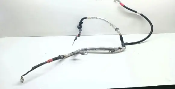 BMW 4 F32 F33 Positive cable (battery) 8584899