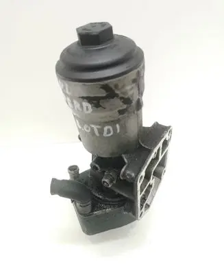 Skoda Superb B6 (3T) Oil filter mounting bracket 045115389K