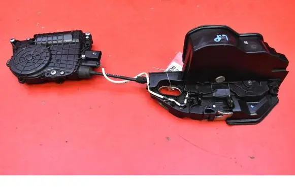 BMW 7 F01 F02 F03 F04 Front door lock 7185689