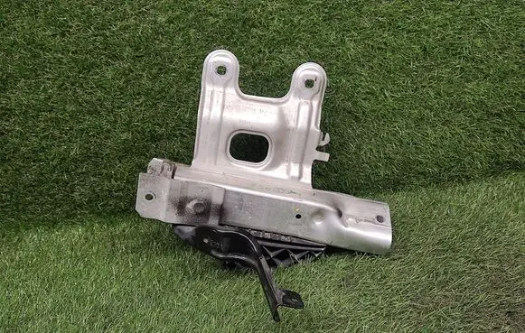 BMW 3 F30 F35 F31 Radiator support slam panel bracket 7266194 5111726619411