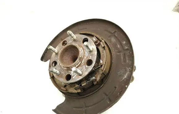 Hyundai Tucson TL Rear wheel hub