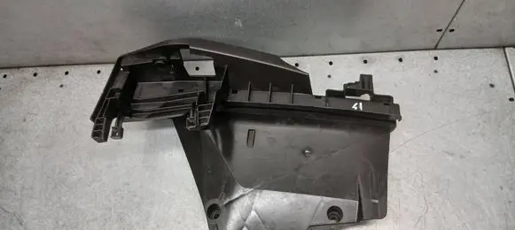 Volvo C30 Front door coupe exterior handle/bracket 08679985