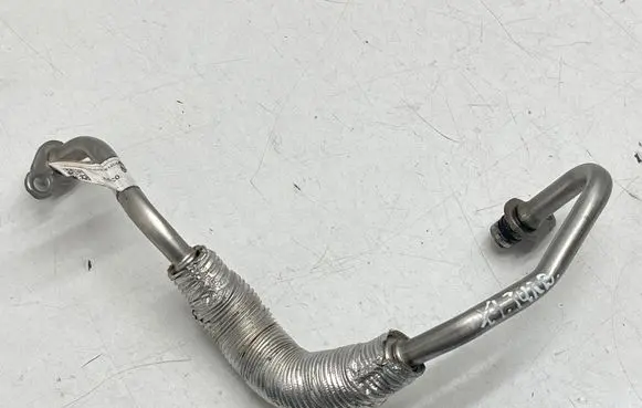 BMW X1 F48 F49 Turbo turbocharger oiling pipe/hose 
