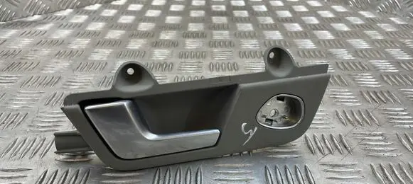 Audi A4 S4 B7 8E 8H Rear door interior handle 8E0839019