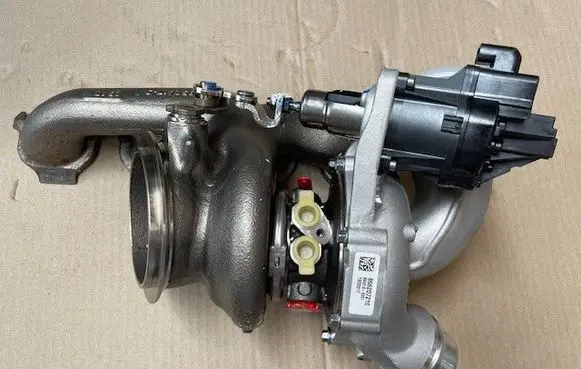 BMW X1 F48 F49 Turbo 894018-5001