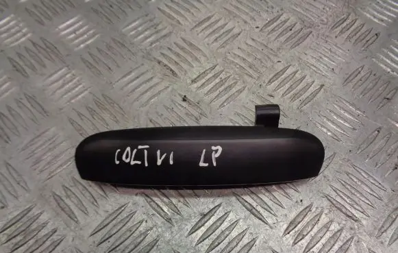 Mitsubishi Colt Front door interior handle