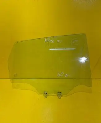 Rear door window glass