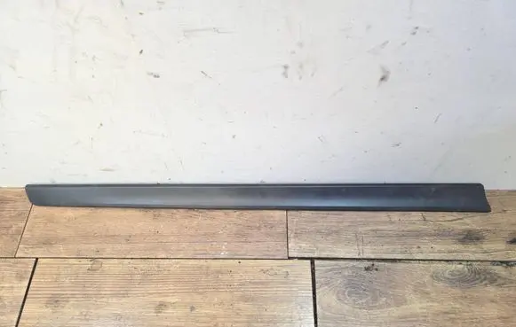Nissan X-Trail T32 Front door trim (molding) 808774CE0A