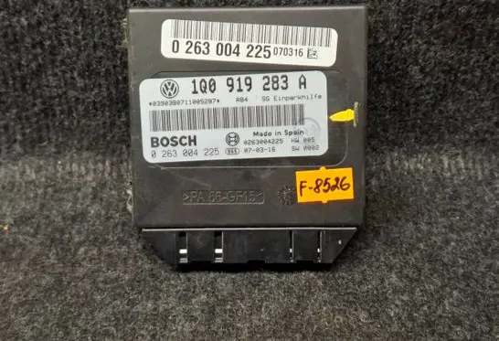 Volkswagen Eos Parking PDC control unit/module 1Q0919283A 0263004225
