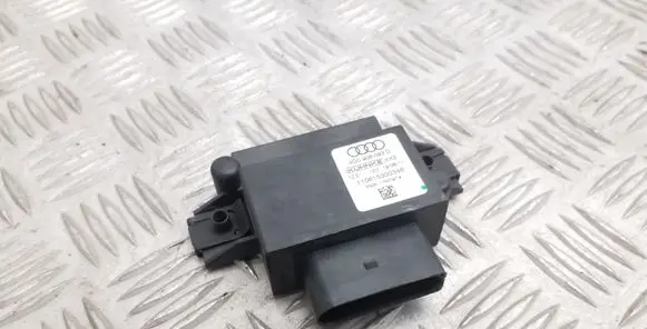 Audi Q5 SQ5 Fuel injection pump control unit/module 4G0906093D