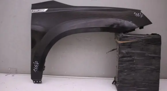 Skoda Karoq Fender mounting bracket