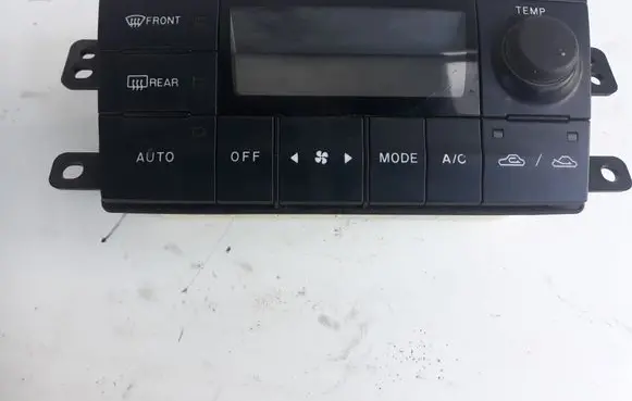 Mazda Premacy Climate control unit NH04 CB82B