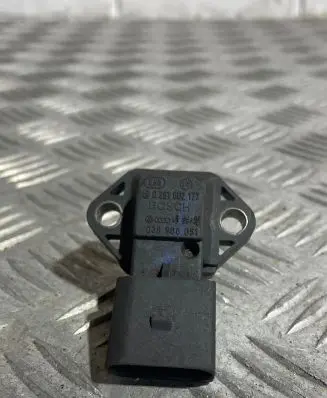 Audi A2 Air pressure sensor 038906051