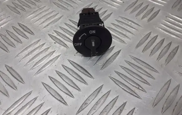 Renault Megane II Passenger airbag on/off switch 8200169589