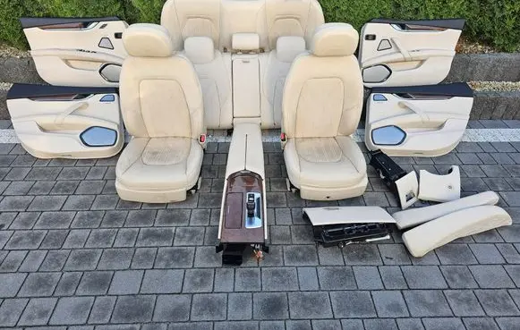 Maserati Quattroporte Seat and door cards trim set SRODEKQTPM156