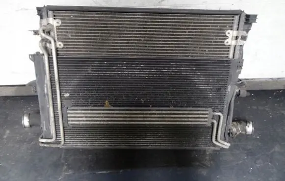 Audi Q7 4L Other engine bay part