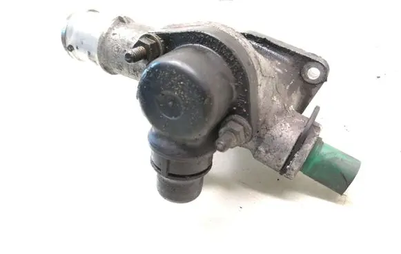 Audi A4 S4 B6 8E 8H Engine coolant pipe/hose 038121133A
