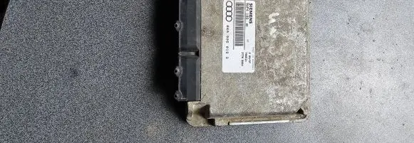 Audi A3 S3 8L Engine control unit/module 06A906019D 5WP419302