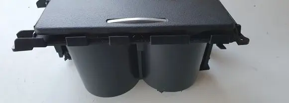 Cup holder front