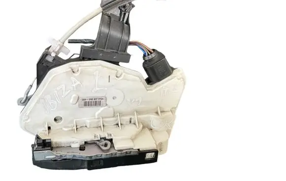 Seat Ibiza IV (6J,6P) Front door lock 25A5N2837015A 5N2837015A