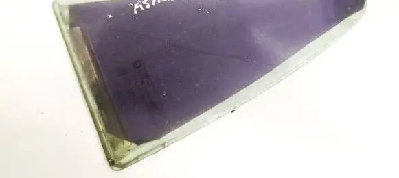 Opel Astra G Rear vent window glass 