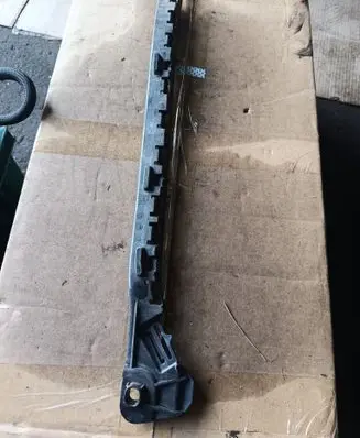 Mercedes-Benz E W212 Rear bumper mounting bracket A2128850242