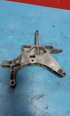 Fiat Punto (188) Engine mounting bracket 46743002 B8132