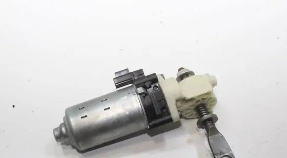 Toyota RAV 4 (XA30) Seat adjustment motor 8582033020