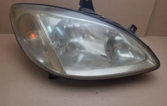 Mercedes-Benz Vito Viano W639 Headlight/headlamp A6398200463