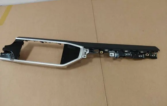 Audi Q3 F3 Radio/GPS head unit trim 83B853190A