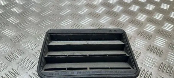 BMW 3 F30 F35 F31 Quarter panel pressure vent 9284647