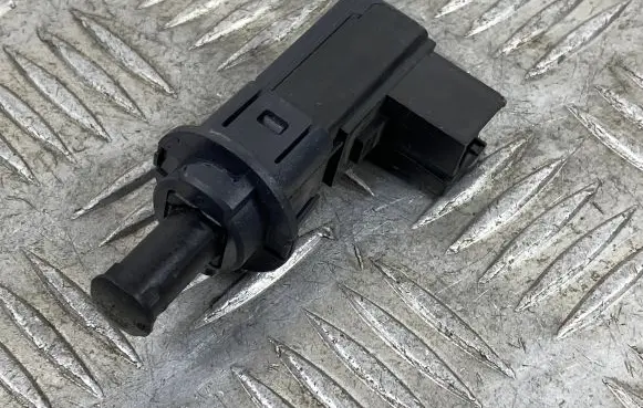Jeep Grand Cherokee Brake pedal sensor switch 64304A