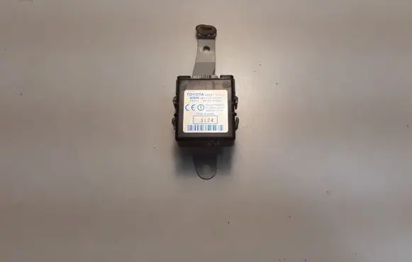 Toyota Prius (XW20) Door control unit/module 8999147010