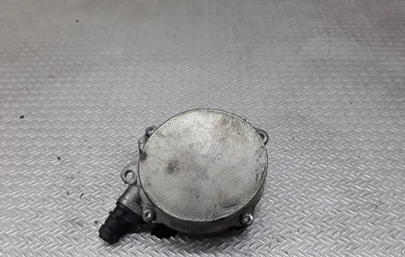 Volkswagen Phaeton Vacuum pump
