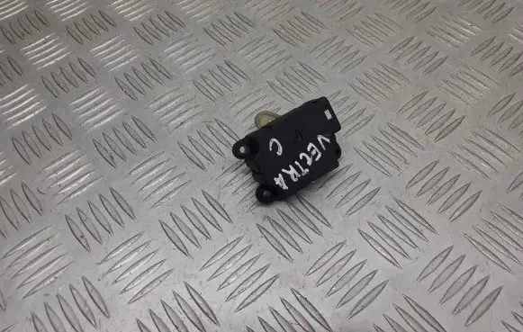 Opel Vectra C Central body control module