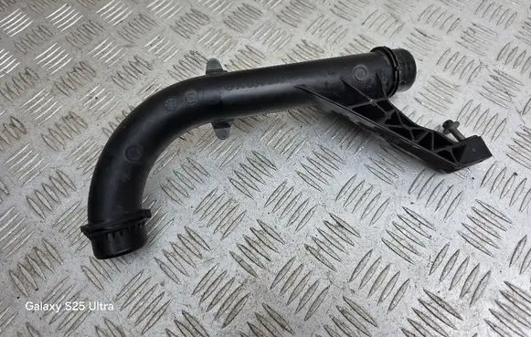 Mercedes-Benz E W213 Engine coolant pipe/hose A6542031302