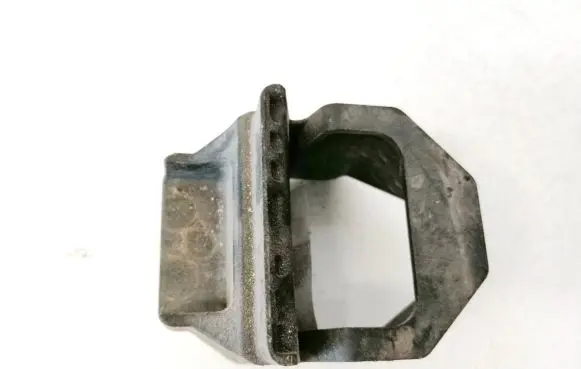 BMW 3 E90 E91 Radiator mount bracket 