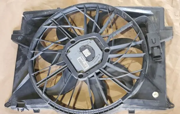 Mercedes-Benz SL R230 Electric radiator cooling fan 0130706800 A2305000093 3135103439