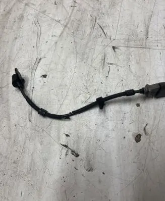 Volkswagen PASSAT B5.5 Crankshaft position sensor 9805940