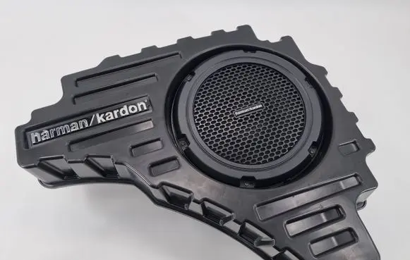 Jeep Grand Cherokee Subwoofer speaker P05035130AC 05035130AC