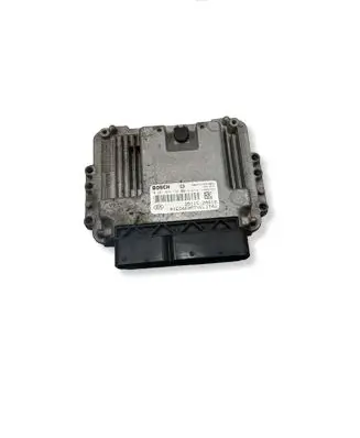 KIA Ceed Engine control unit/module 1039S37865 0281016738 391152A510