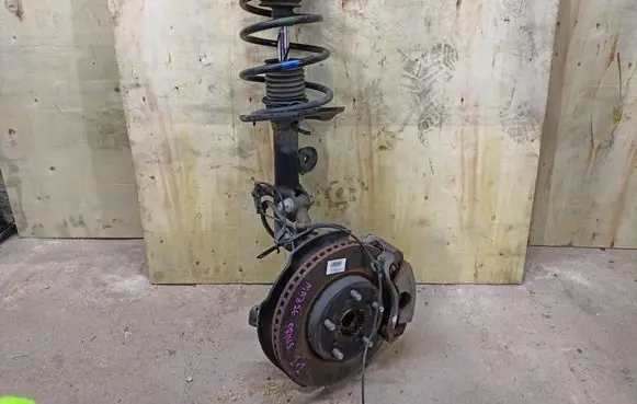 Toyota Prius+ (ZVW40) Front shock absorber with coil spring 4851047230