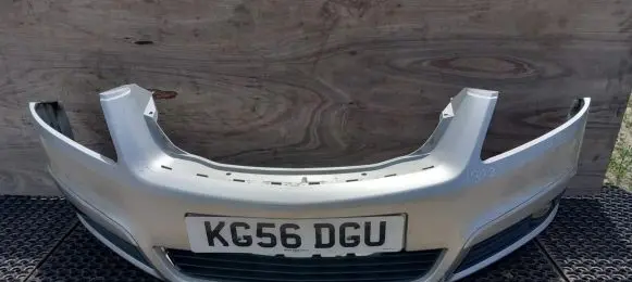 Opel Zafira B Front bumper