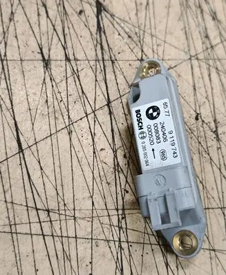 BMW X5 E53 Airbag deployment crash/impact sensor 65779119743 9119743