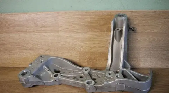 Audi A3 S3 8P Engine mounting bracket 1k0199295e