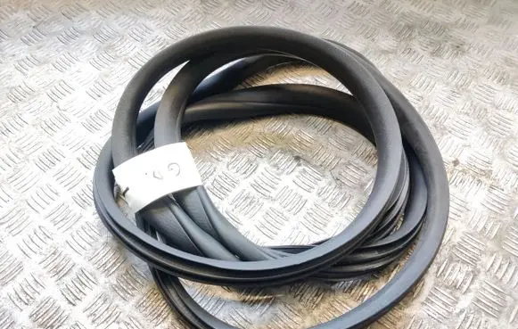 Ford Grand Tourneo Connect Sliding door rubber seal 
