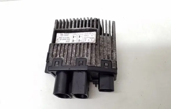 Coolant fan relay