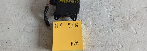 Toyota Avensis T250 Air flap motor/actuator 0637008680