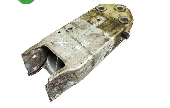 BMW 5 F10 F11 Radiator mount bracket 3273CH4135