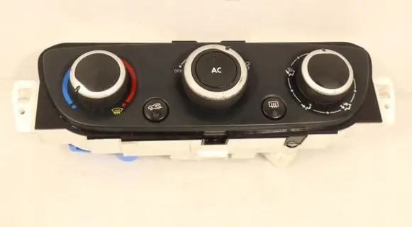 Renault Megane II Interior fan control switch 1001786G